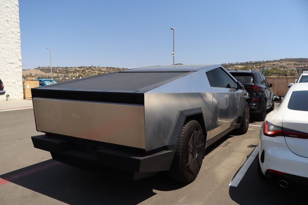 Used 2024 Silver Tesla Base image 3