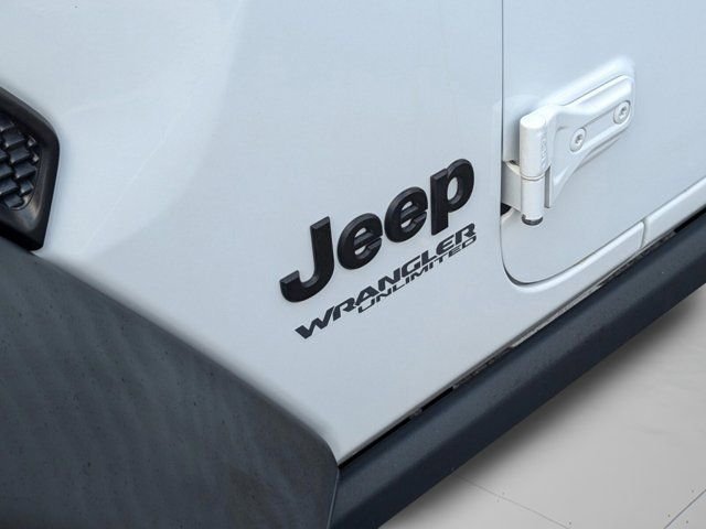 Used 2021 White Jeep Unlimited Willys image 28
