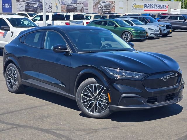 New 2026 Black Ford Premium image 1