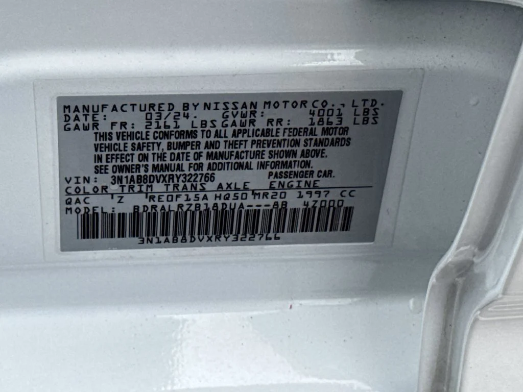 Used 2024 White Nissan SR image 47