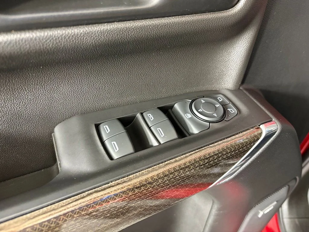 Used 2021 Red Chevrolet LT Trail Boss image 18
