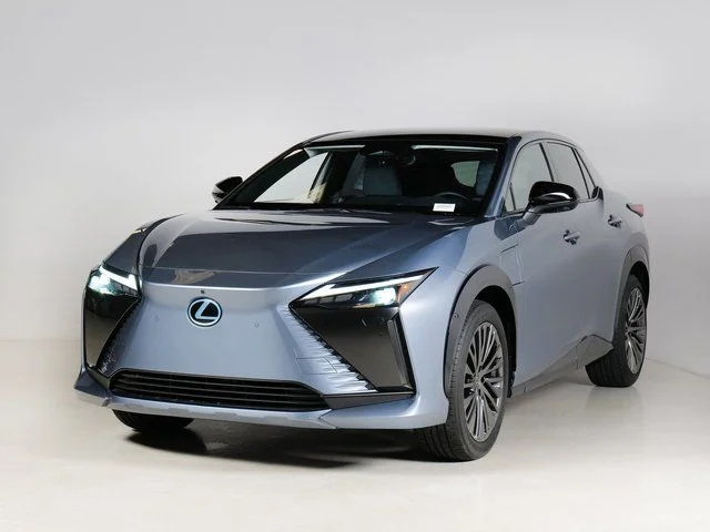 2023 Lexus RZ 450e 450e Luxury AWD's photo