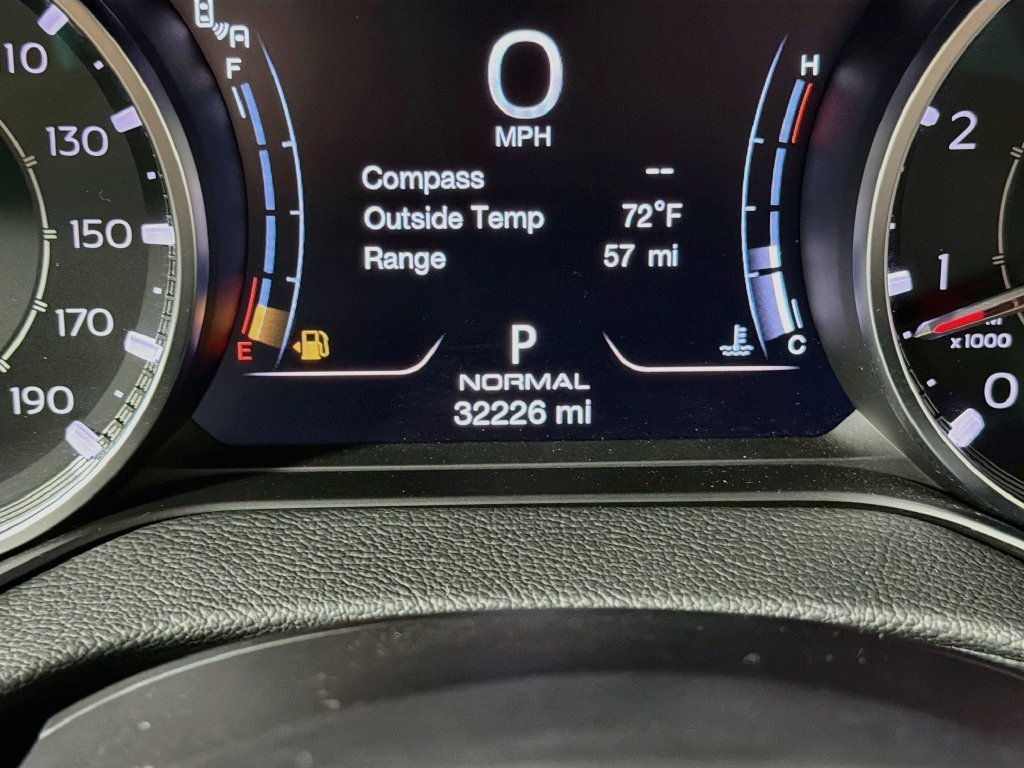 Used 2022 Black Maserati Modena Q4 image 12