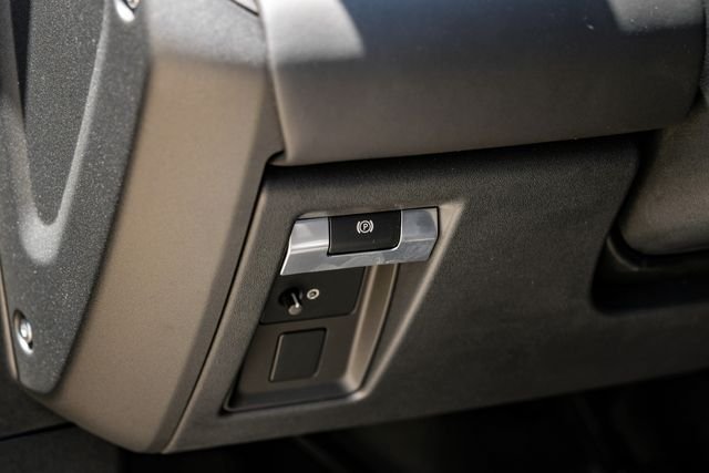 New 2026 Santorini Black Metallic Land Rover V8 image 32