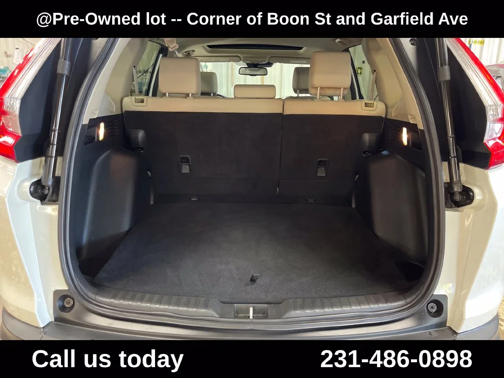 Used 2017  Honda EX-L image 25