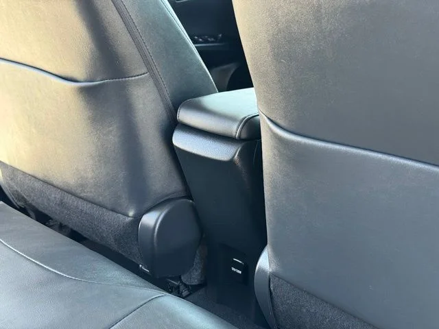 Used 2018 Silver Toyota Four image 22