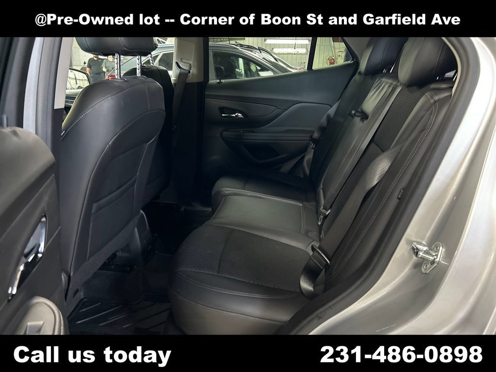 Used 2022 Quicksilver Metallic Buick Preferred image 21