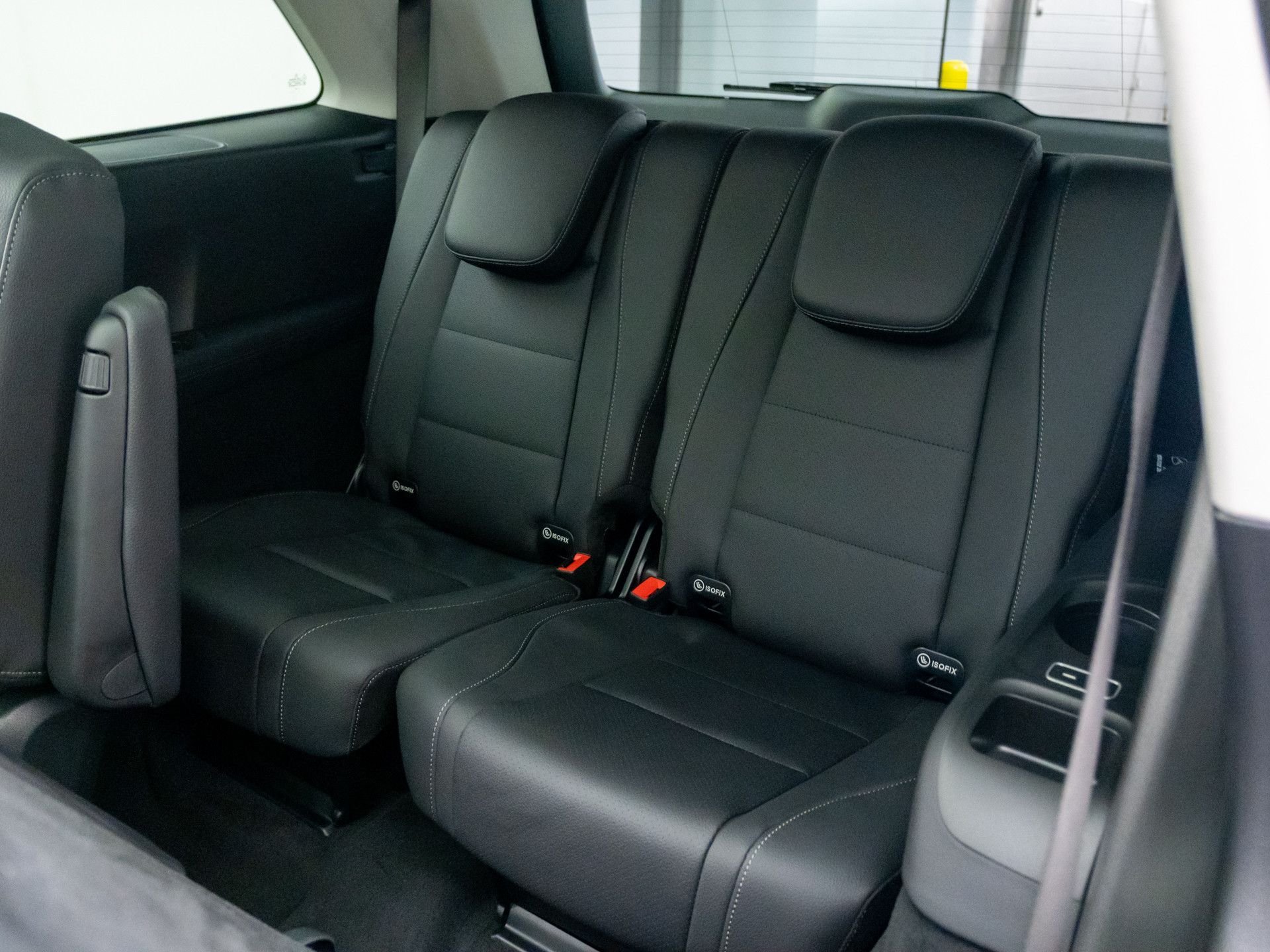 New 2026 Selenite Grey Metallic Mercedes-Benz GLS 450 image 19