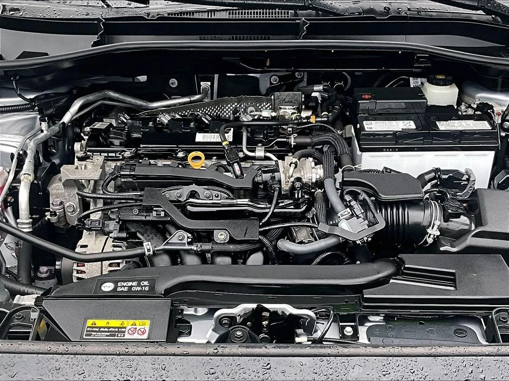 Certified Used 2022 Silver Toyota L image 28