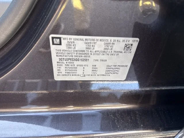 Used 2016 IRIDIUM METALLIC GMC Denali image 35