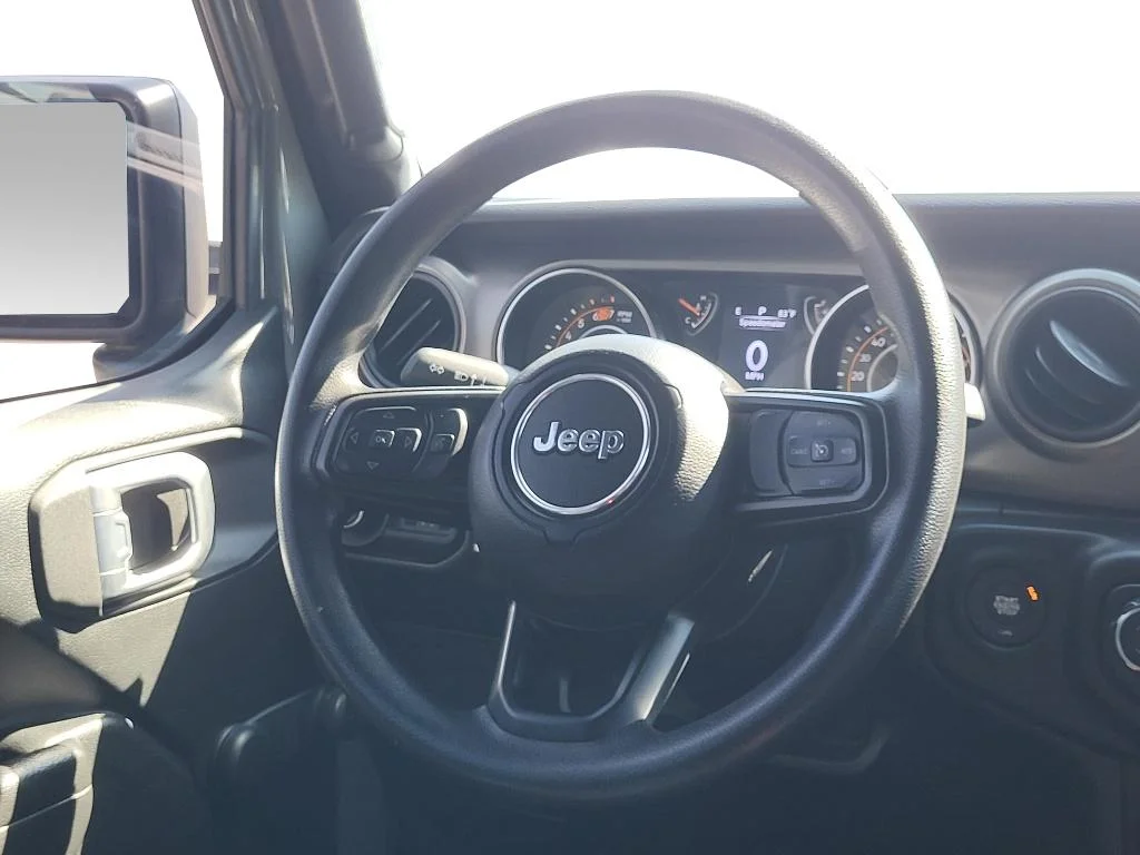 Used 2022 Sting-Gray Clearcoat Jeep Unlimited Sport image 11