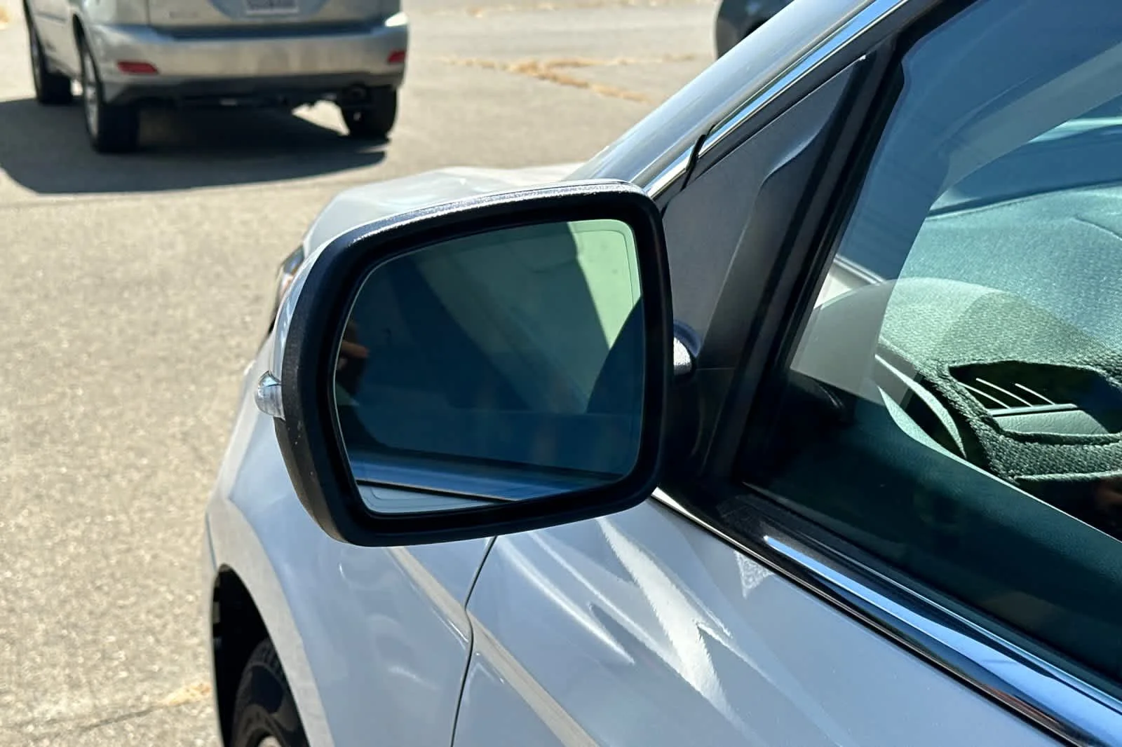 Used 2020 Star White Metallic Tri-Coat Ford Titanium image 20