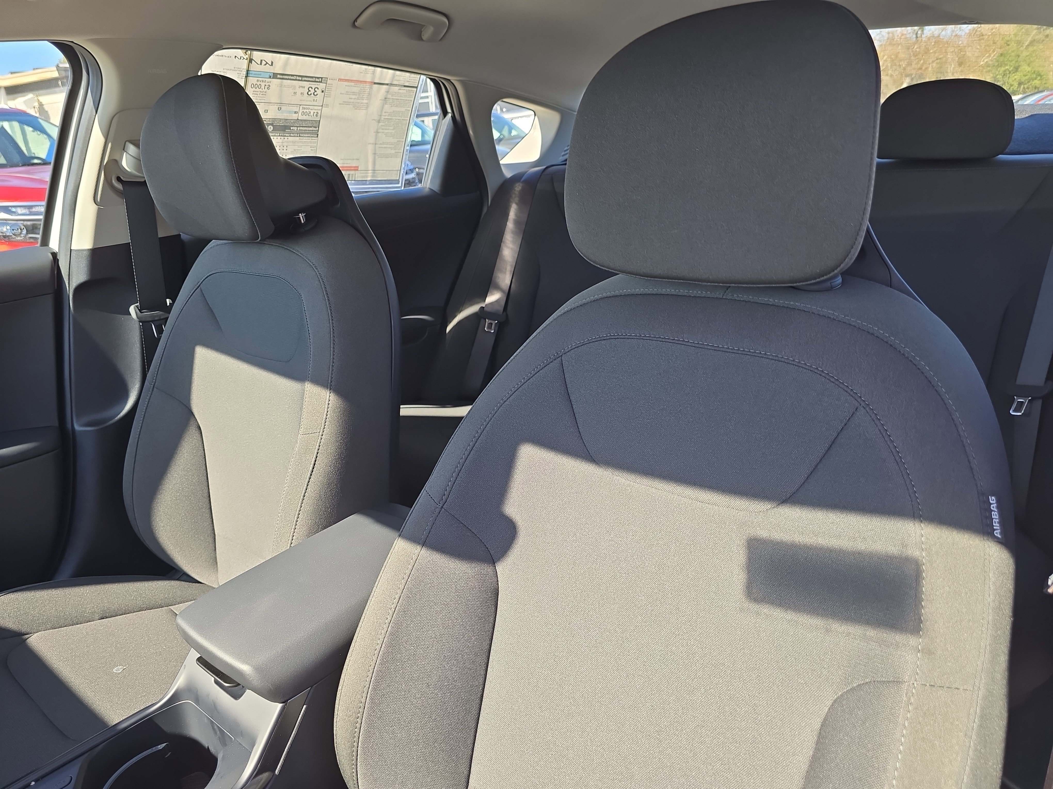 New 2026 Snow White Pearl Kia LXS image 21