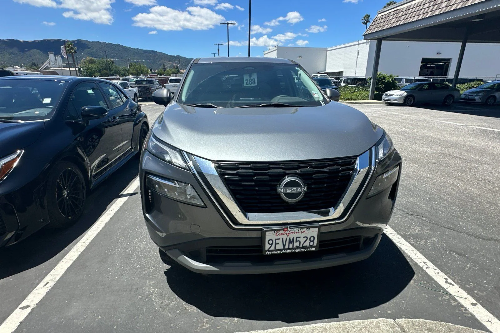 Used 2023 Gray Nissan SV image 3