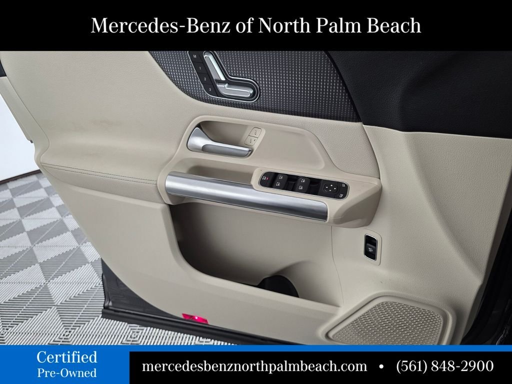 Certified Used 2023  Mercedes-Benz GLA 250 image 24
