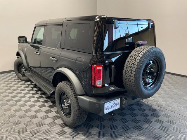 New 2026 Shadow Black Ford Big Bend® image 9