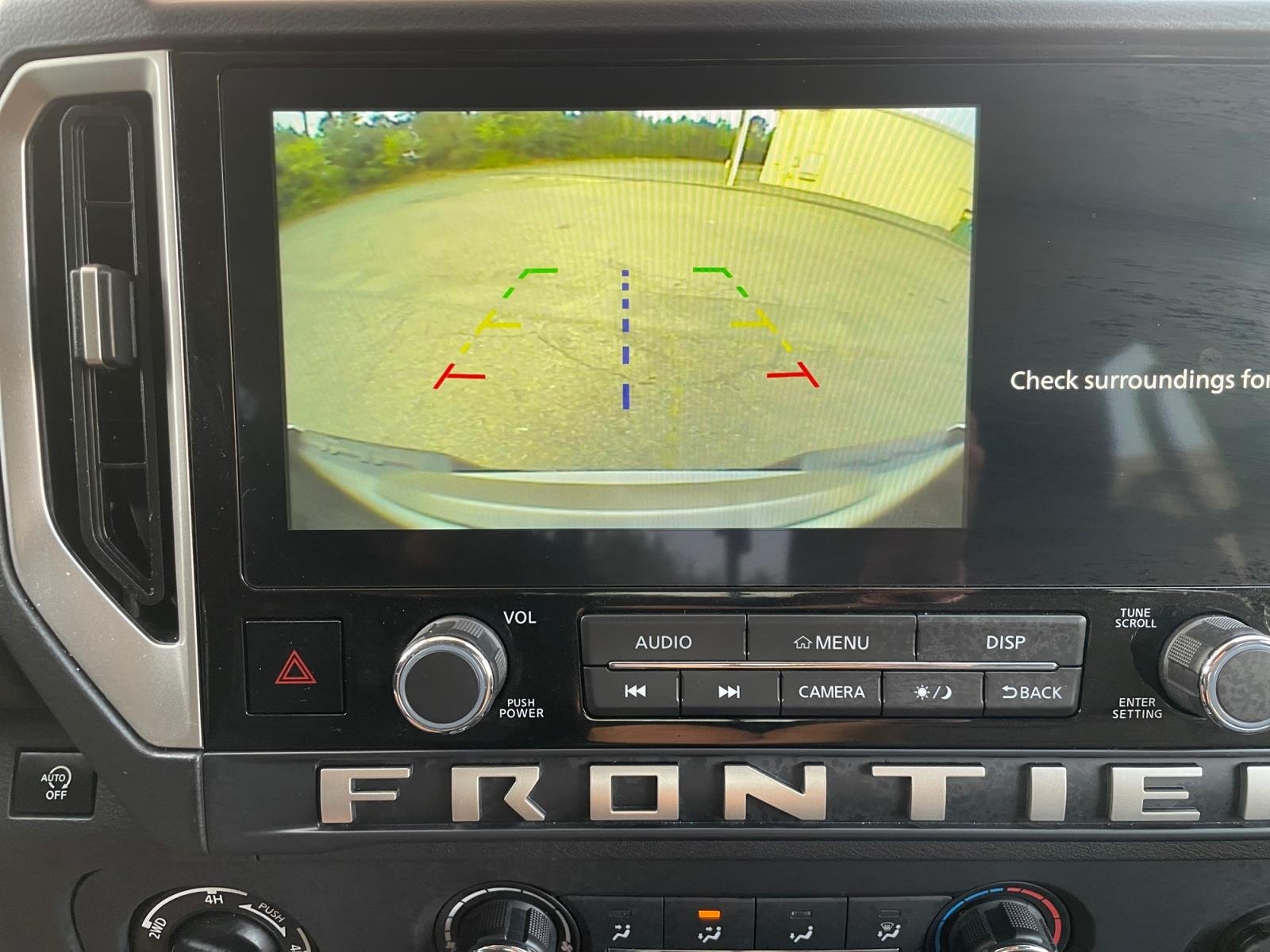 Used 2025 Glacier White Nissan SV image 19