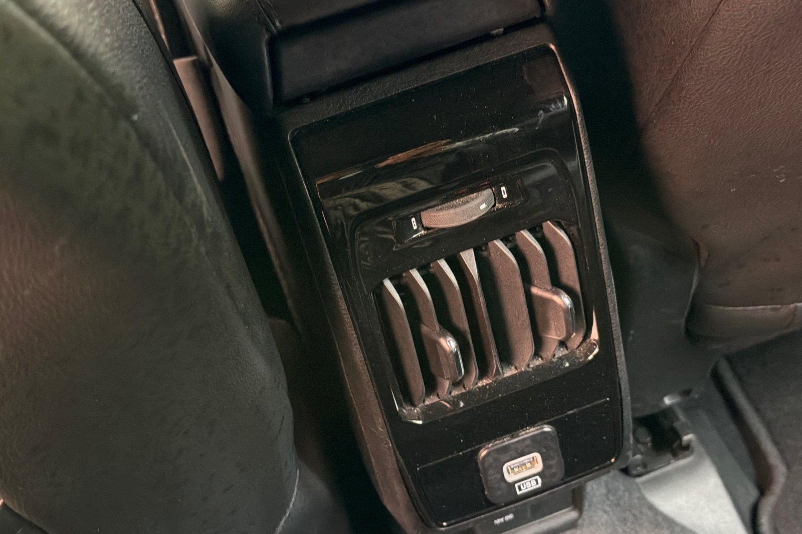 Used 2025 Red Jeep Limited image 17
