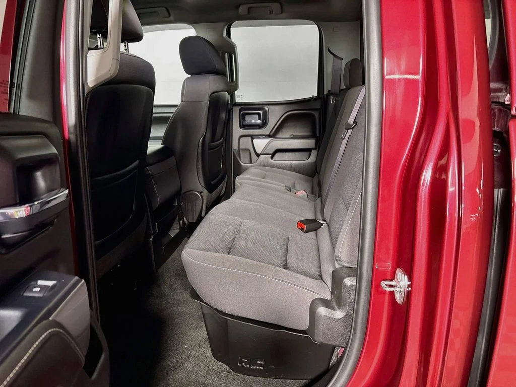 Used 2014 Red Chevrolet LT image 19