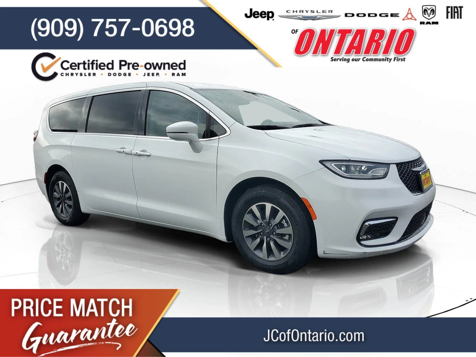 2022 Chrysler Pacifica Hybrid Touring L Hybrid's photo