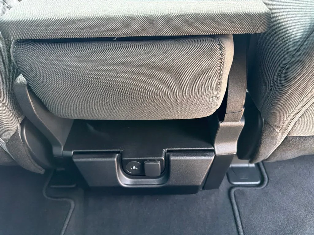 New 2026 Oxford White Ford F-250® XL image 28