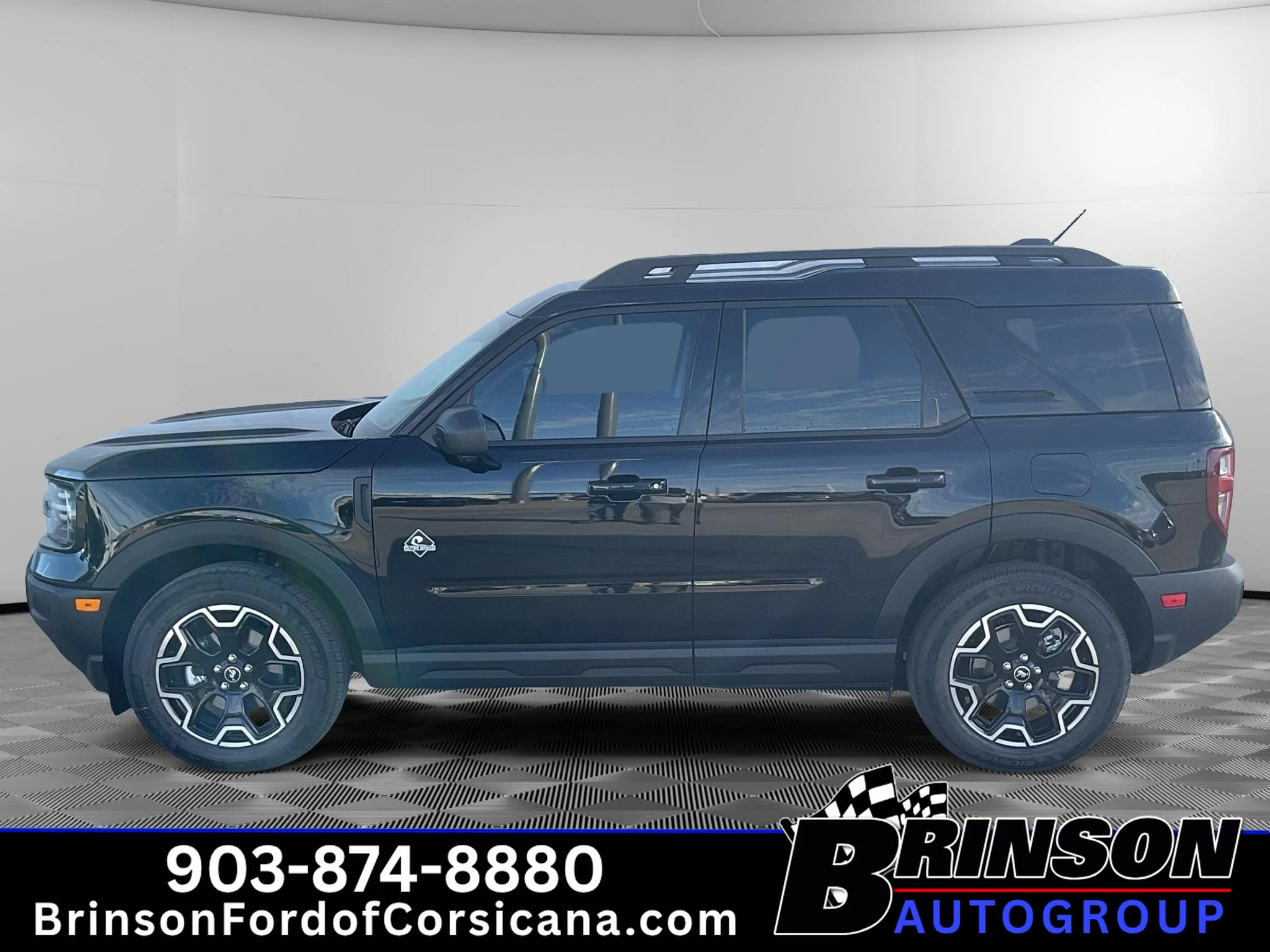 New 2026 Shadow Black Ford Outer Banks® image 3