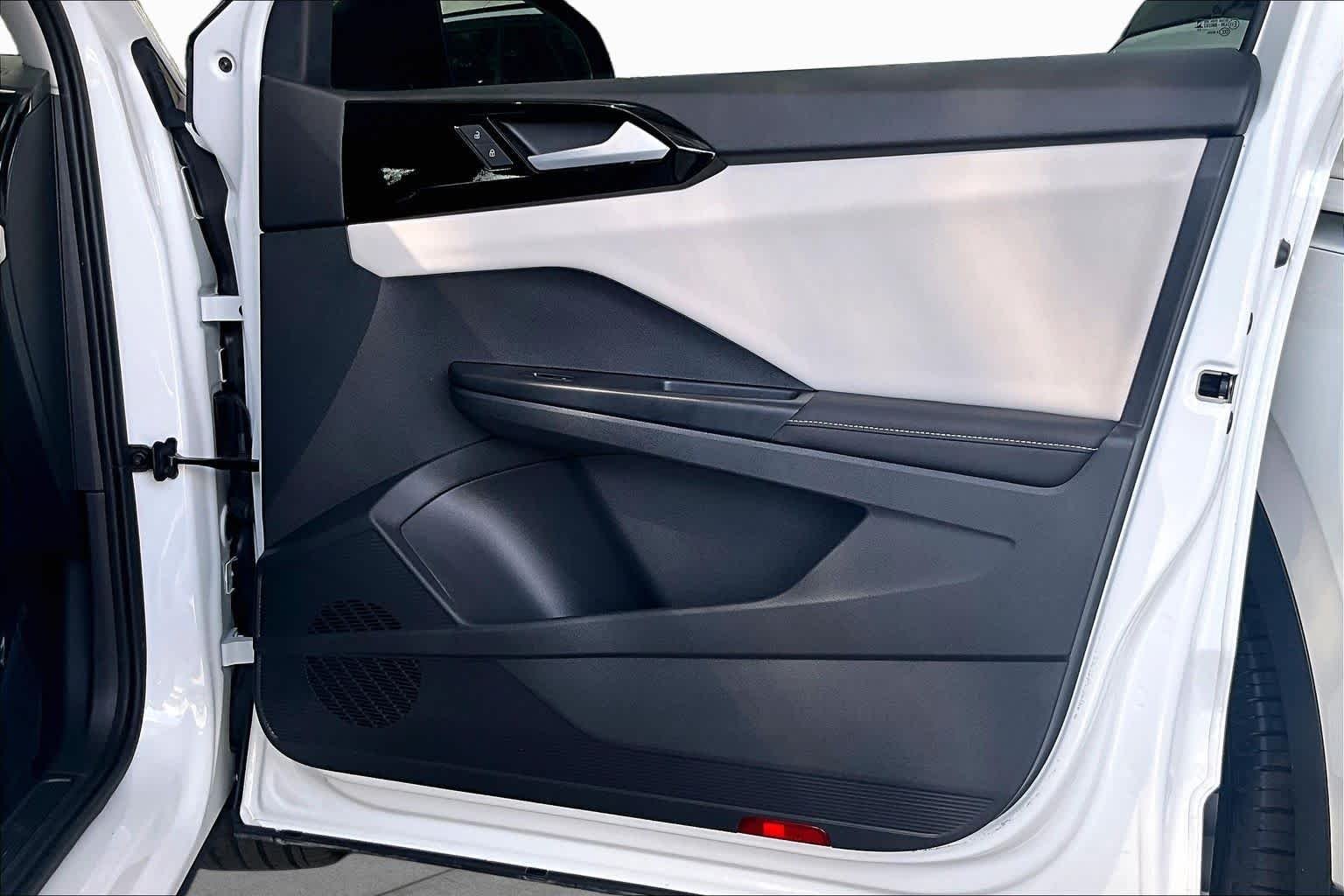 Certified Used 2025 Pure White Volkswagen S image 22