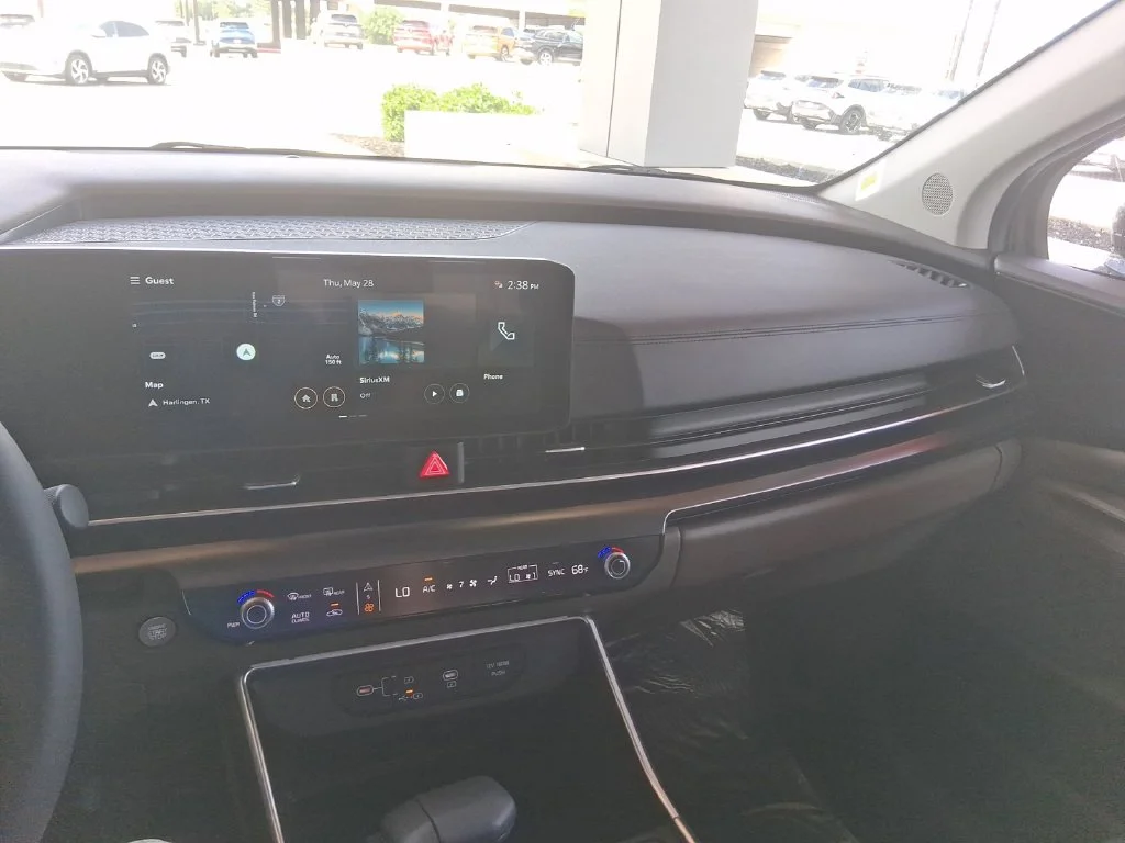 Used 2026  Kia LXS image 9