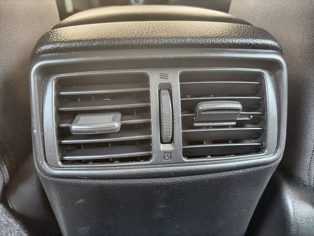 Used 2020 Silver Nissan S FWD Xtronic CVT image 22
