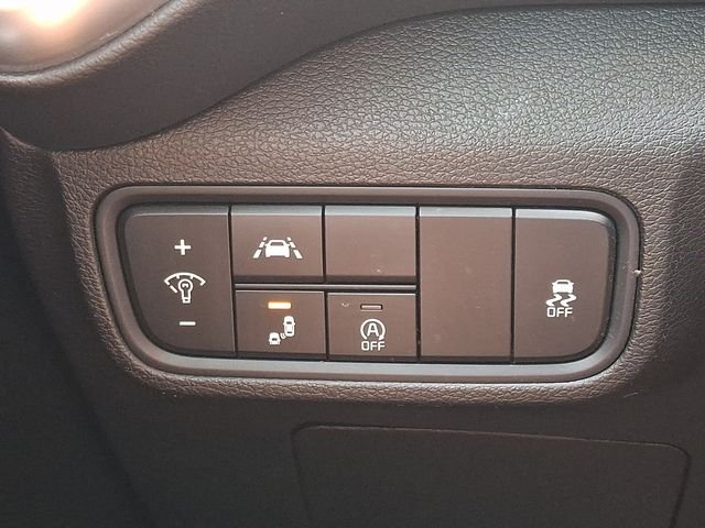 Used 2022 Gray Kia LX image 27
