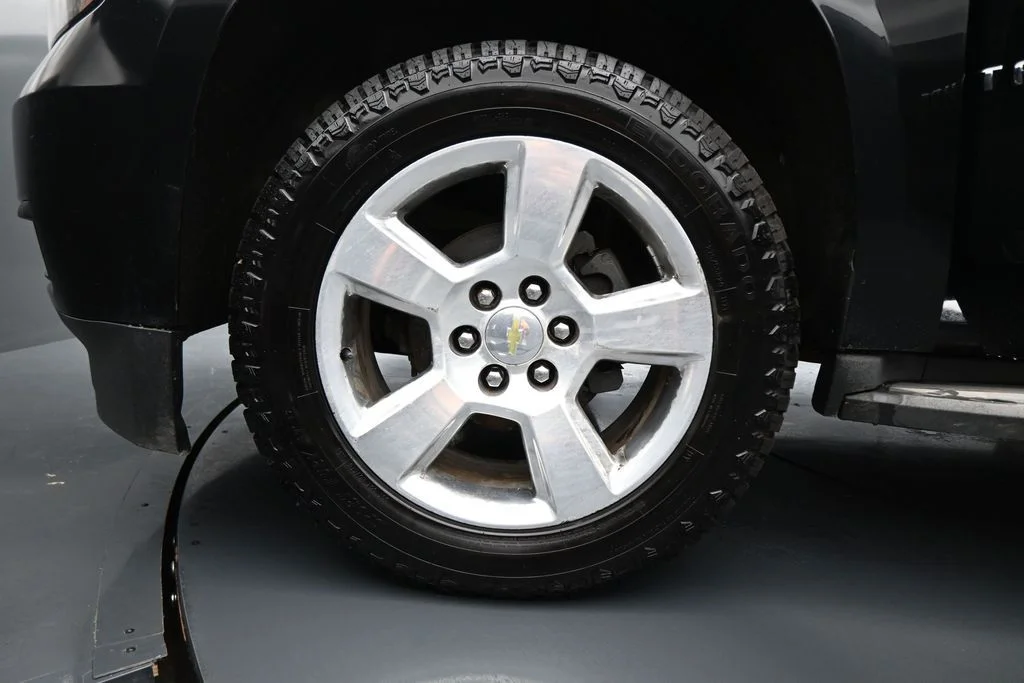 Used 2015 Black Chevrolet LT image 29