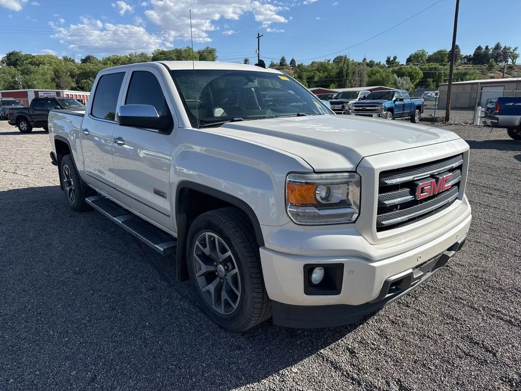 2015 GMC Sierra 4WD Crew Cab SLT SWB's photo