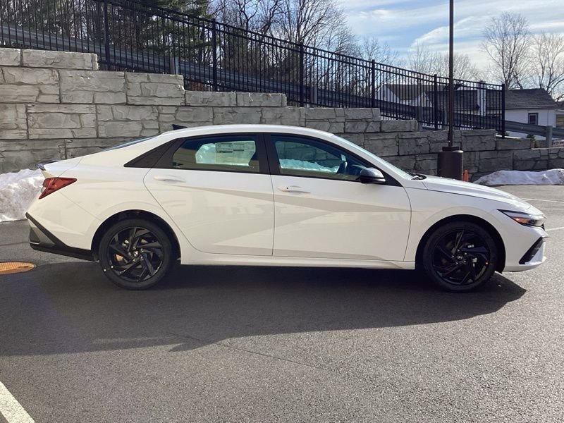 2026 Hyundai Elantra SEL Sport - Photo 8