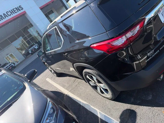 Used 2020 Black Chevrolet 3LT image 7