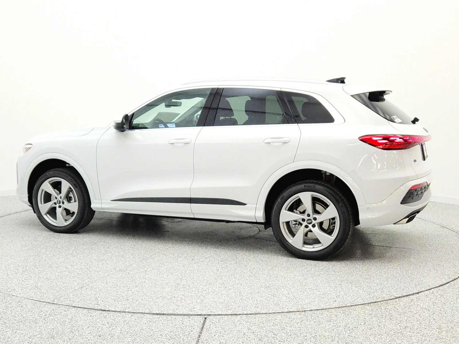 New 2026 Glacier White Metallic Audi Premium Plus 2.0 TFSI quattro image 8