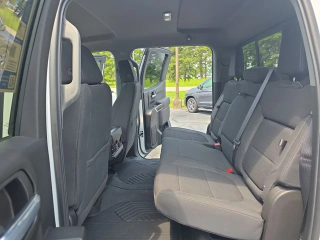Used 2021 White Chevrolet LT Trail Boss image 15