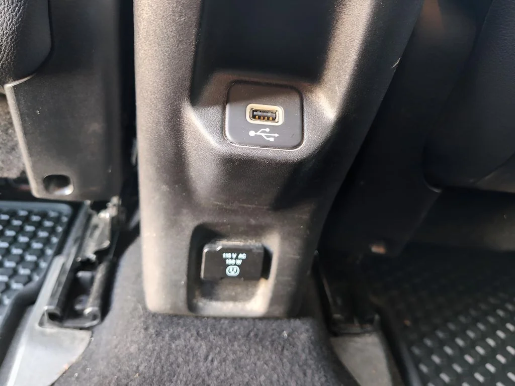 Used 2021 Omaha Orange Clearcoat Jeep Trailhawk image 27