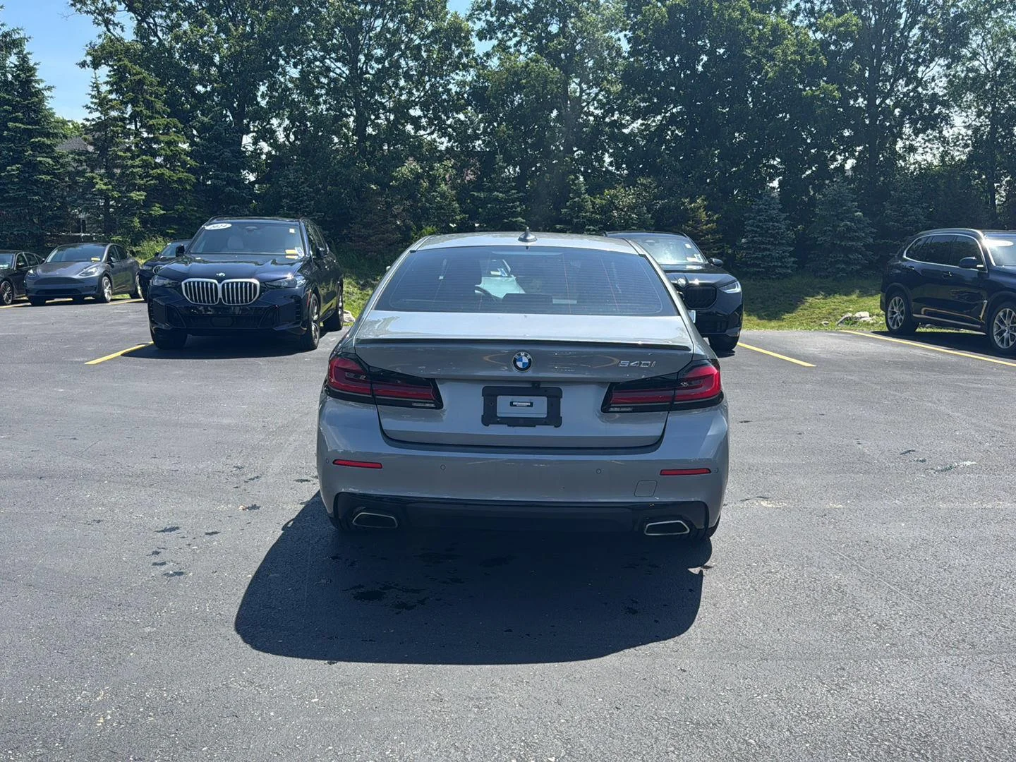 Used 2023 Skyscraper Gray Metallic BMW 540i xDrive image 5