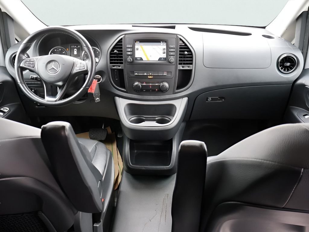 Used 2023 Arctic White Mercedes-Benz Passenger image 15