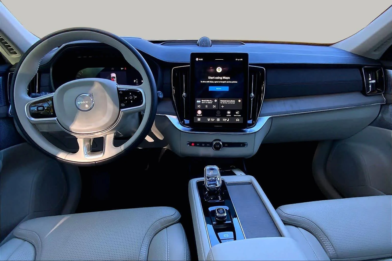 Used 2026 Bright Dusk Metallic Volvo Ultra image 15