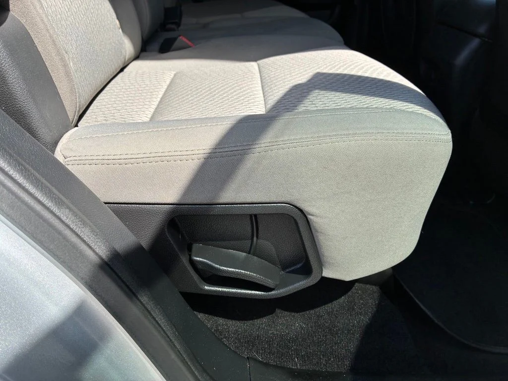 Used 2017 Silver Hyundai 2.4 Base image 44