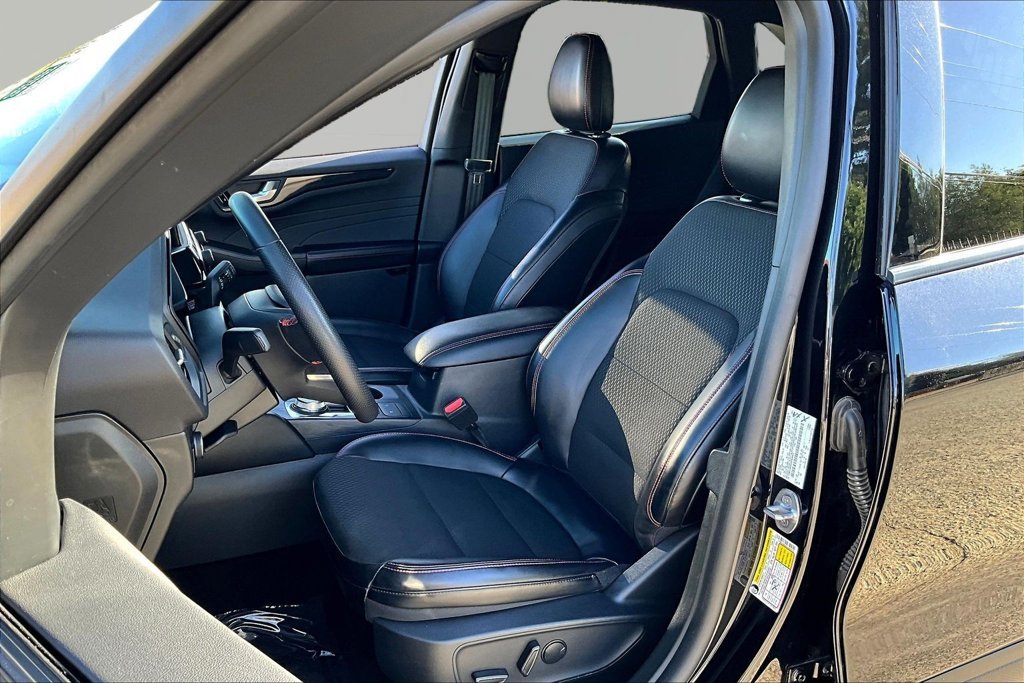 Used 2025 Black Ford ST-Line Select image 21