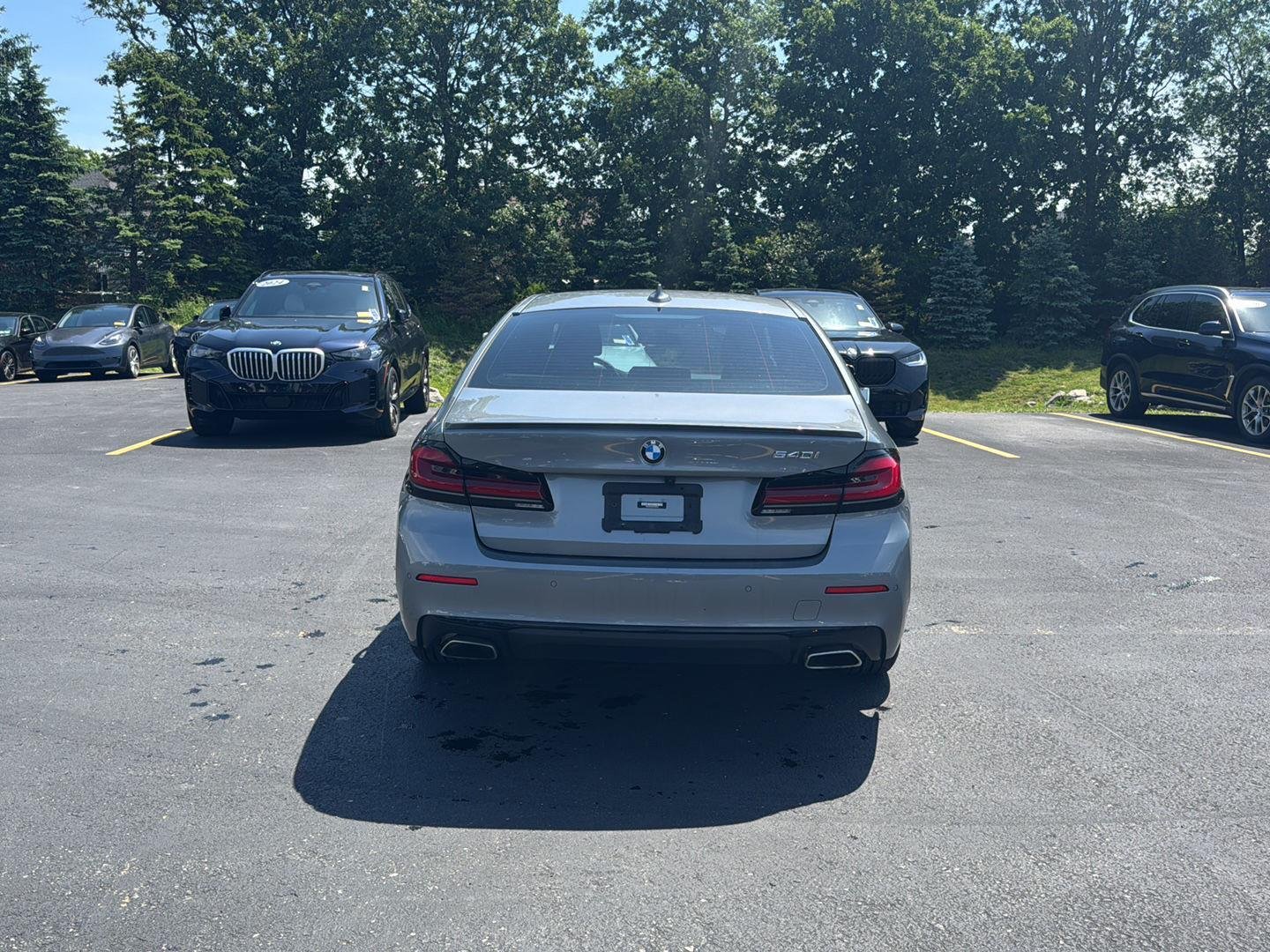 Used 2023 Skyscraper Gray Metallic BMW 540i xDrive image 5