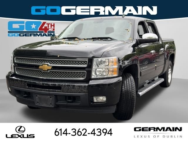 Used 2013  Chevrolet LTZ image 1