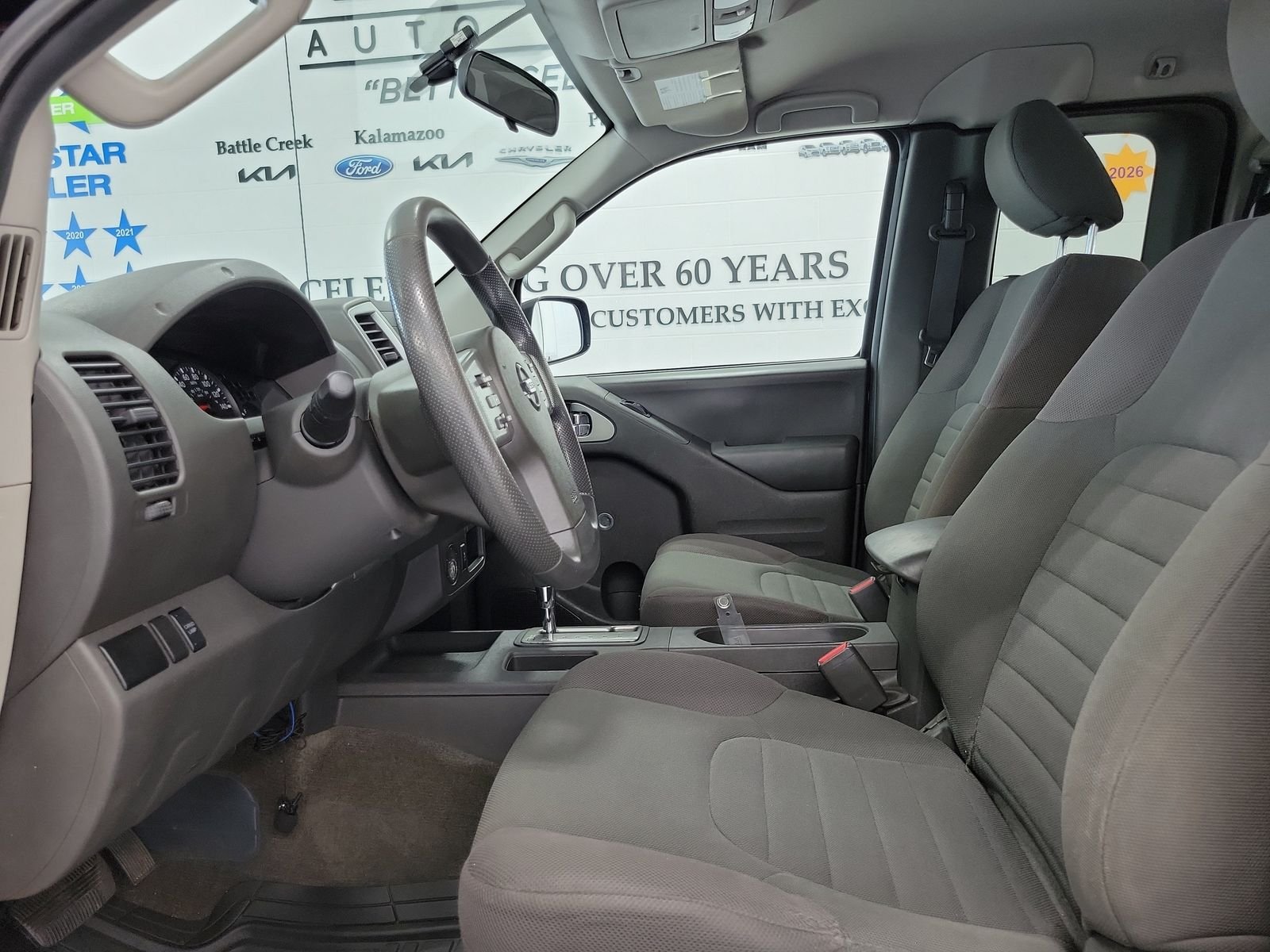 Used 2015 Black Nissan S image 8