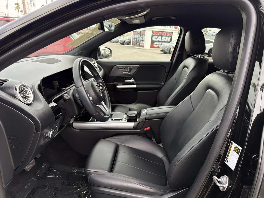 Used 2023 Night Black Mercedes-Benz 250 image 23