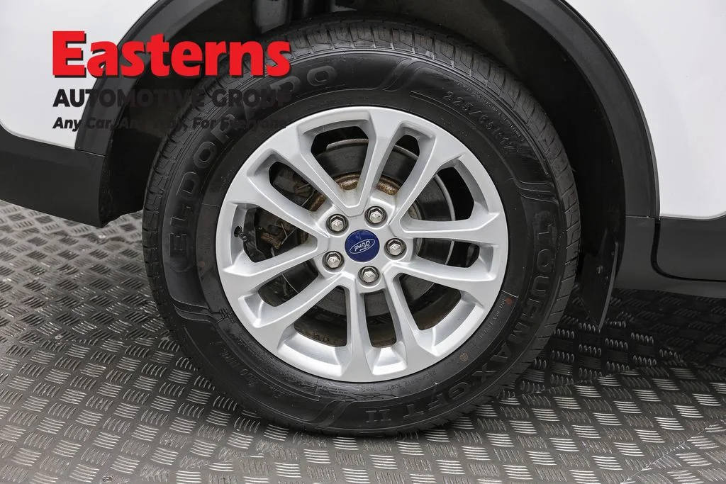 Used 2021 White Ford SE image 30