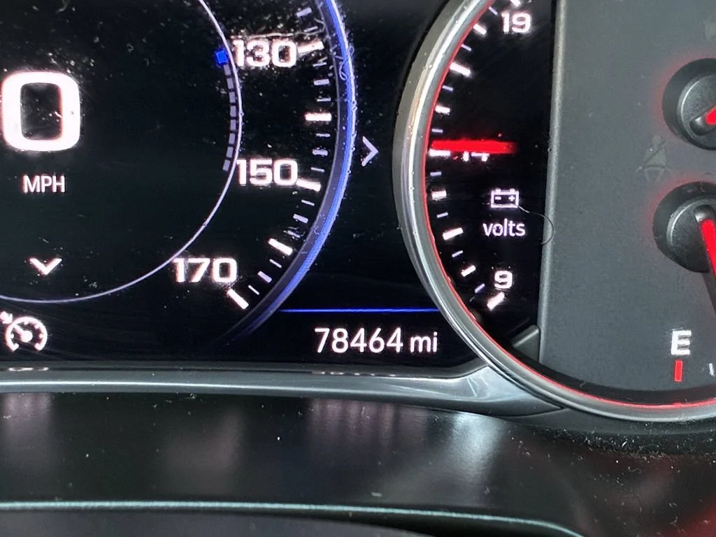 Used 2020 IRIDESCENT PEARL TRICOAT Chevrolet RS image 34