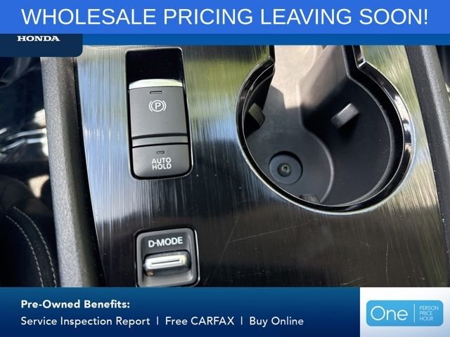 Used 2024 Glacier White Nissan S image 29