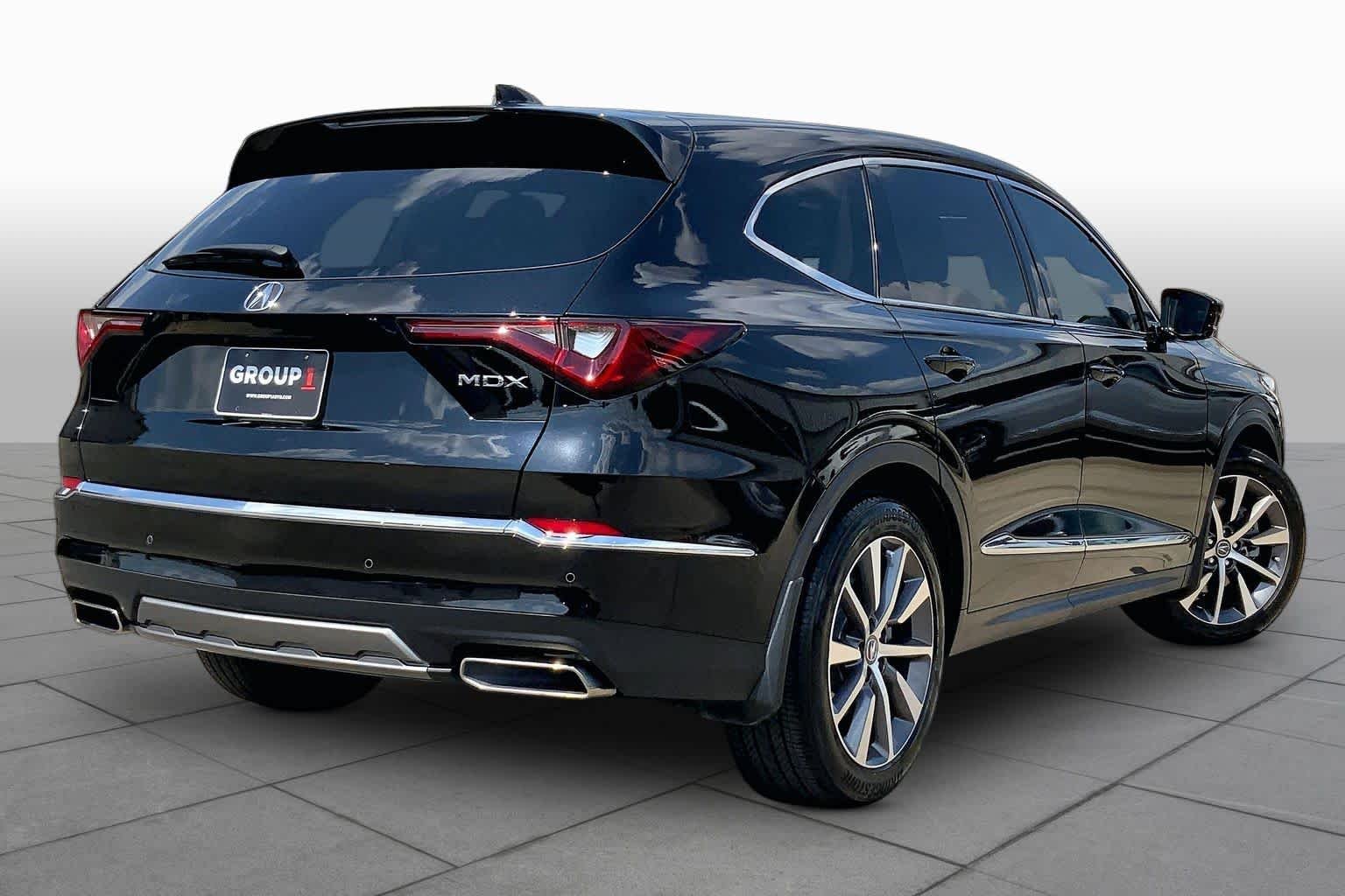 Used 2025 Majestic Black Pearl Acura w/Technology Package image 13